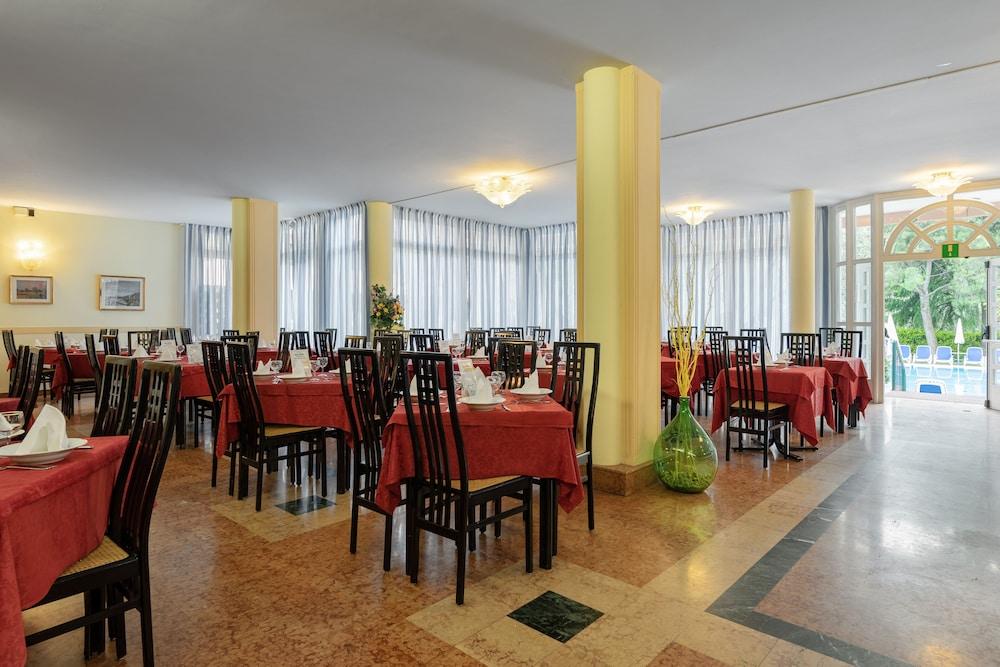 Hotel Royal 가르다 외부 사진